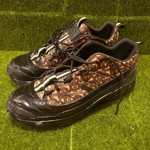 Burberry shoes